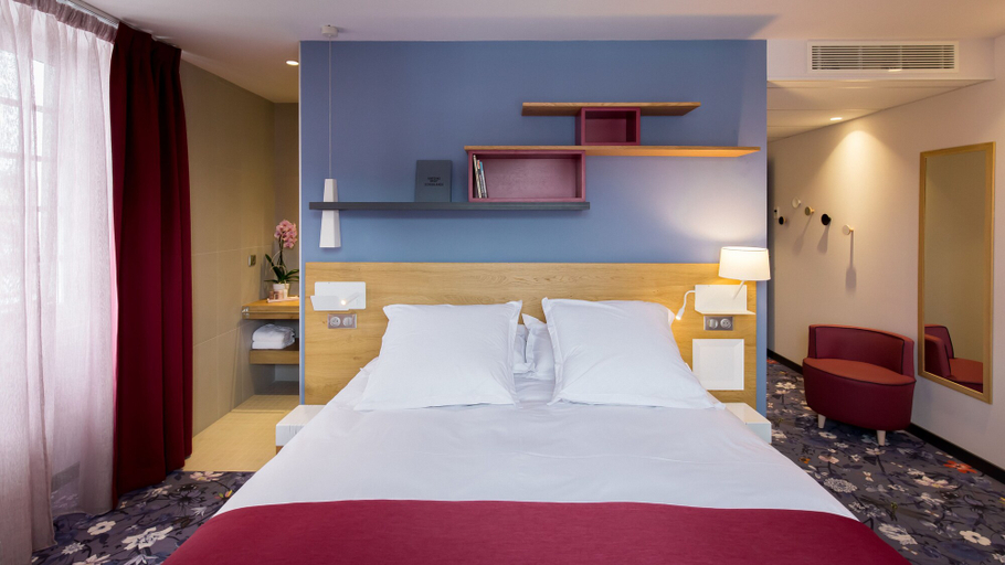 Bedroom 4, Hôtel Berria, Pyrénées-Atlantiques