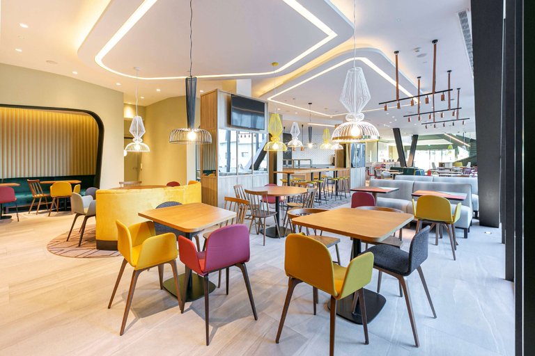 Food & Drinks 5, Hampton by Hilton Alcobendas Madrid, Madrid