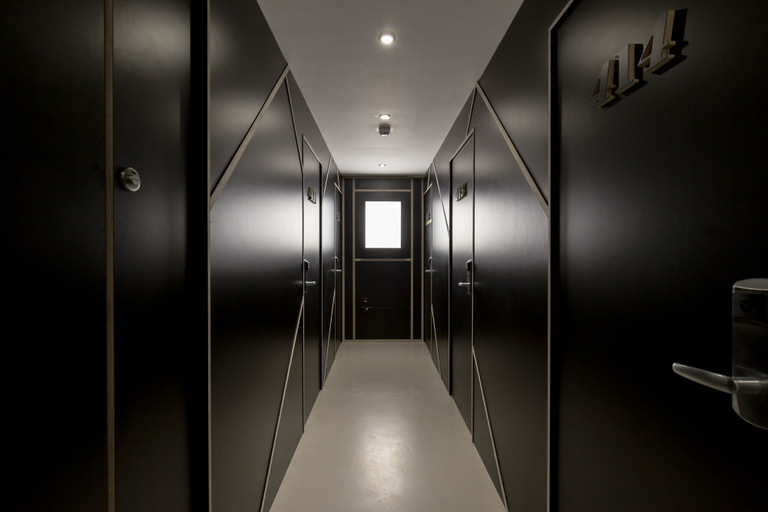 Others 5, Kip Hotel, London