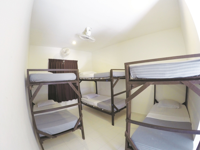 Bedroom 3, Perhentian Tivoli Inn, Besut