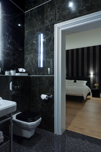 Bathroom 5, Villa Camoufle, Moselle