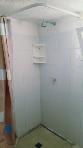 Bathroom 2, Beach Front Studio Apartment Tonnarella, Trapani