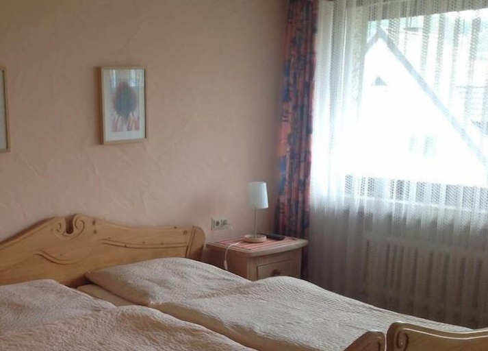 Bedroom 5, Landgasthof 'Zum Wiesengrund', Fulda