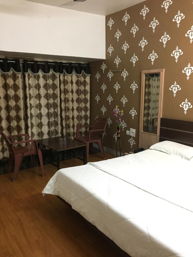 Bedroom 5, Hotel Sheetal, Pune