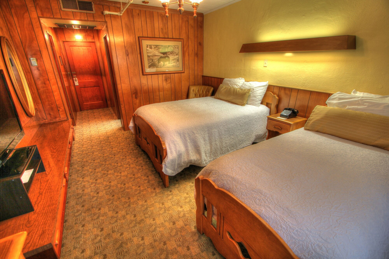 Bedroom 3, The Historic Gatlinburg Inn, Sevier