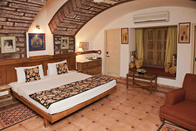 Bedroom 2, WelcomHeritage Bal Samand Lake Palace, Jodhpur