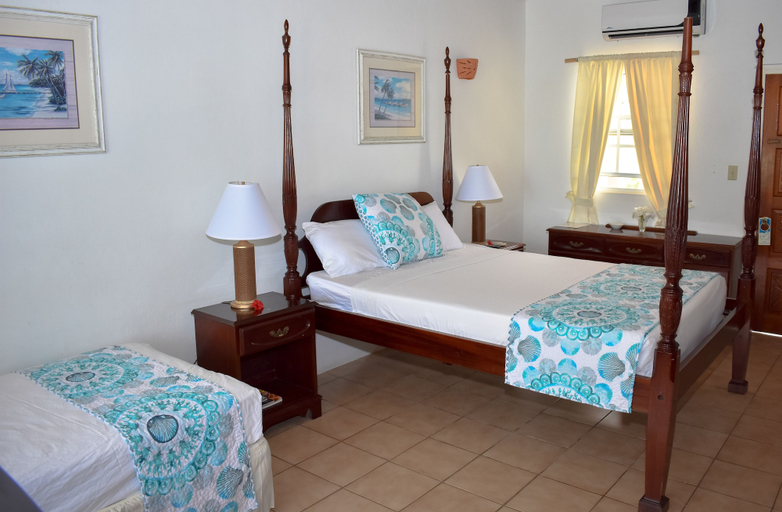Bedroom 3, Catamaran Hotel Marina