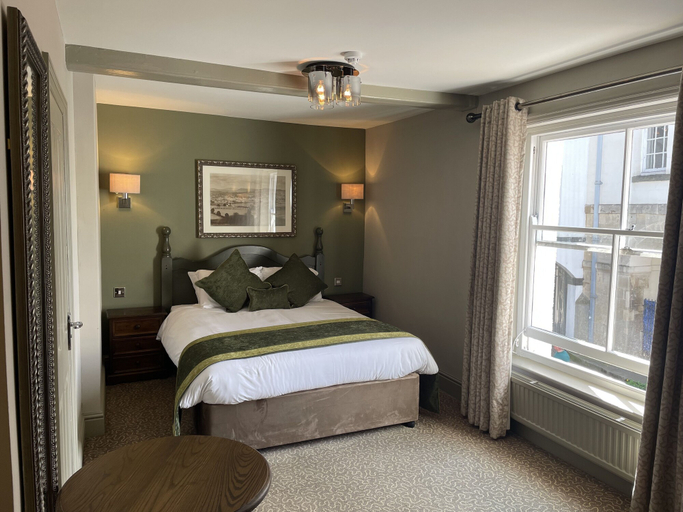 Bedroom 2, Punch House, Monmouthshire