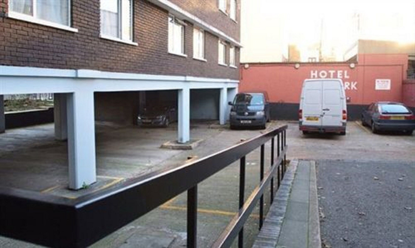Exterior & Views 2, Hotel Lily, London