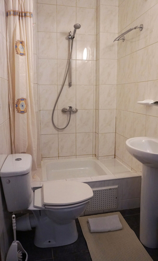 Bathroom 3, Apartments Marco Polo Midi, Bruxelles