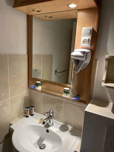 Bathroom 4, Hotel Continental, Haute-Savoie