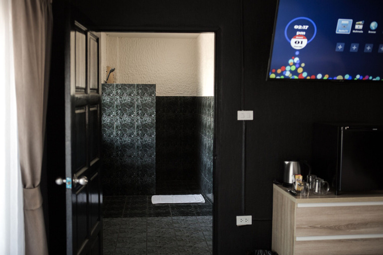 Bedroom 3, Big Boys' Bed & Burger, Phuket Island