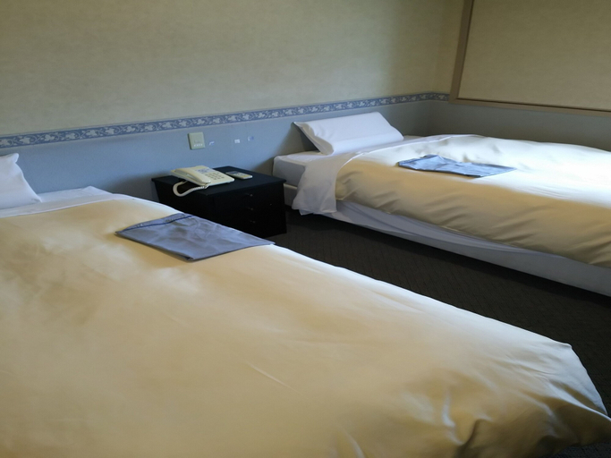 Bedroom 3, Hotel Hyper Hills Hirosaki, Hirosaki