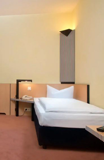 Bedroom 3, TRYP by Wyndham Halle, Halle (Saale)