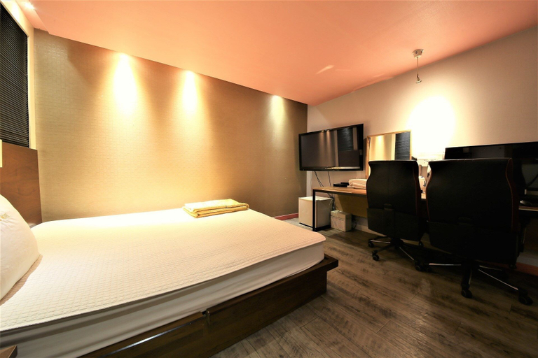 Bedroom 2, Sasang J, Sasang