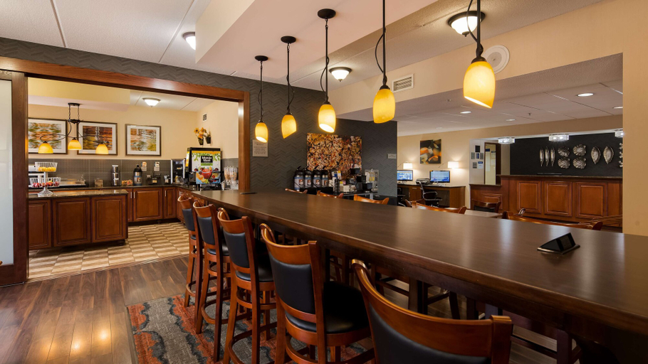 Food & Drinks 5, Best Western Delta Inn, Effingham