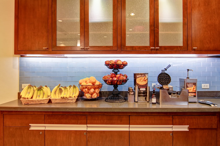 Food & Drinks 5, Homewood Suites by Hilton Washington, D.C. Downtown, Washington D.C.