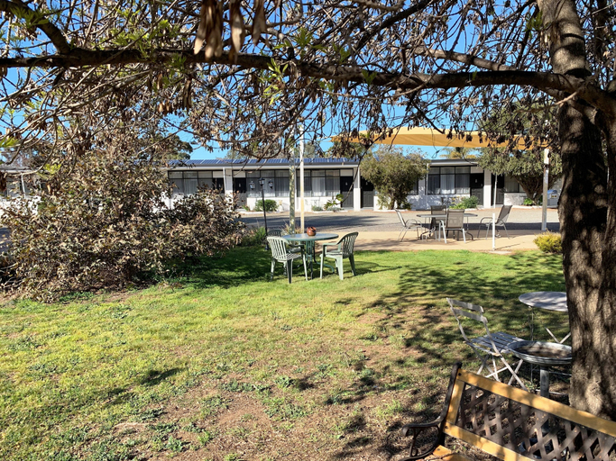 Others 3, The Gazebo Place - Spacious 4 Bedroom near Murray River, Moira - West