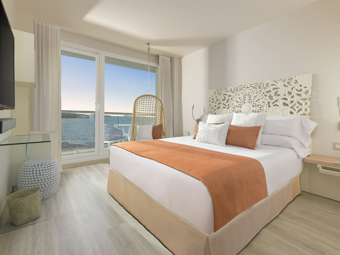 Bedroom 3, Amàre Beach Hotel Ibiza - Adults Recommended, Baleares