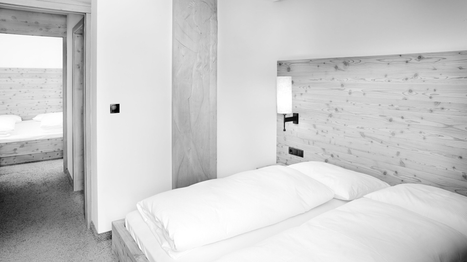 Bedroom 2, Art Hotel Anterleghes, Bolzano