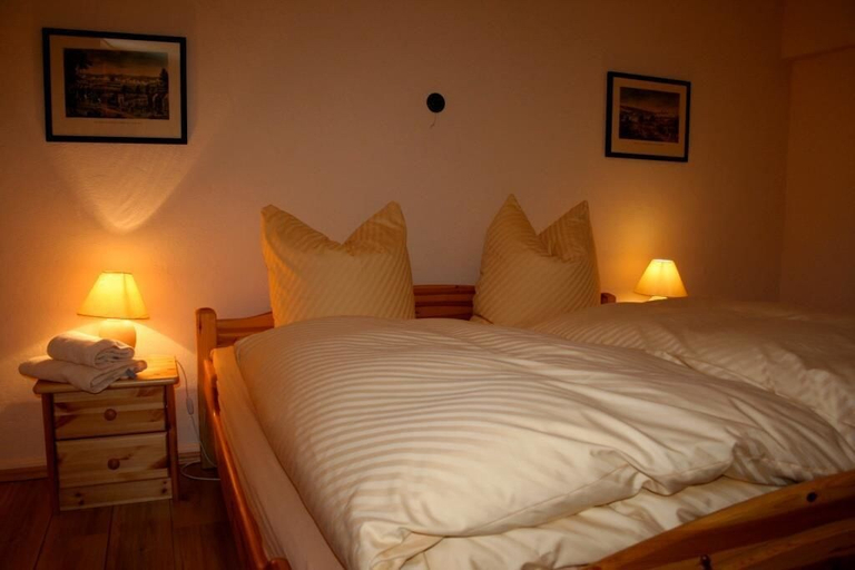 Bedroom 4, Mcmüllers Brauereigasthof, Düren
