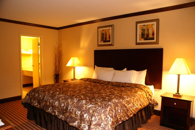 Bedroom 3, Rodeway Inn & Suites East Windsor, Hartford