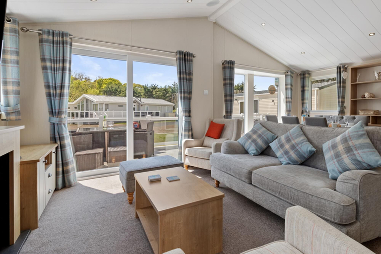 Others 5, St Mary s View - Luxury Lodge Short Walk to Beach Parking, Pembrokeshire