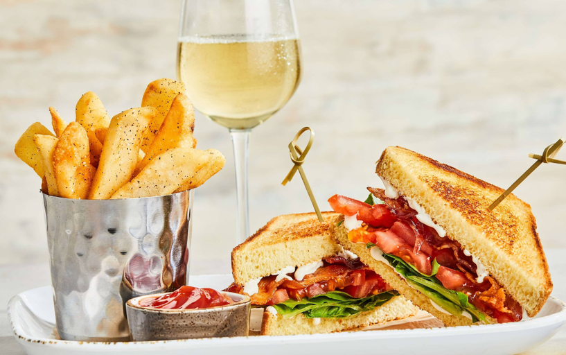 Food & Drinks 5, Courtyard by Marriott Greensboro, Guilford