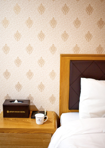 Bedroom 3, Geoje Ocean Hotel, Geoje