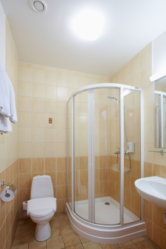 Bathroom 4, Hotel Edvards, Riga