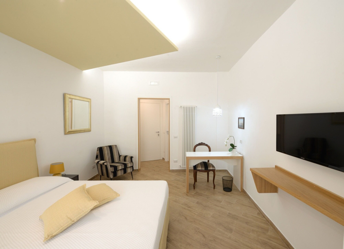 Bedroom 2, Il SanFilippo Apartments and Rooms, Napoli