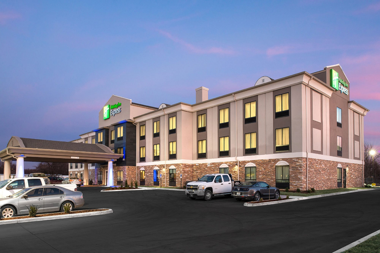 Exterior & Views 4, Holiday Inn Express HUTCHINSON by IHG, Reno