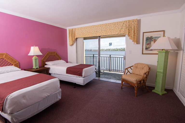 Bedroom 3, Palm Beach Waterfront Suites, Palm Beach
