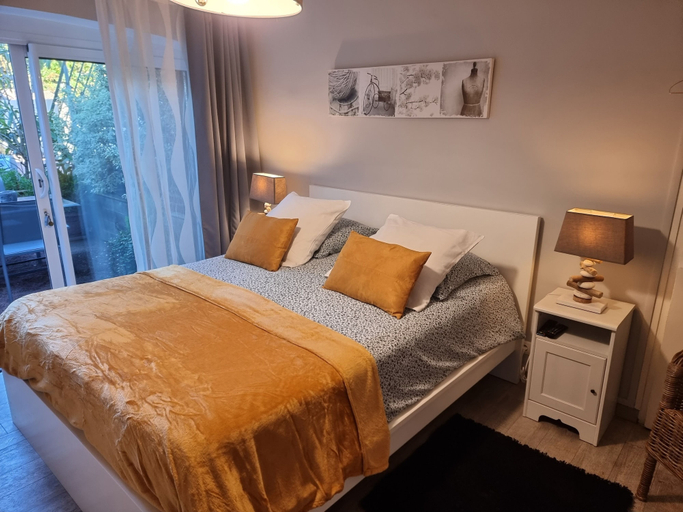 Bedroom 4, Chambre d'hôtes Le Clos des Romarins, Charente-Maritime
