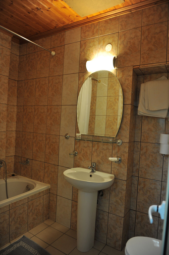 Bathroom 3, Edelweiss Hotel, Thessaly