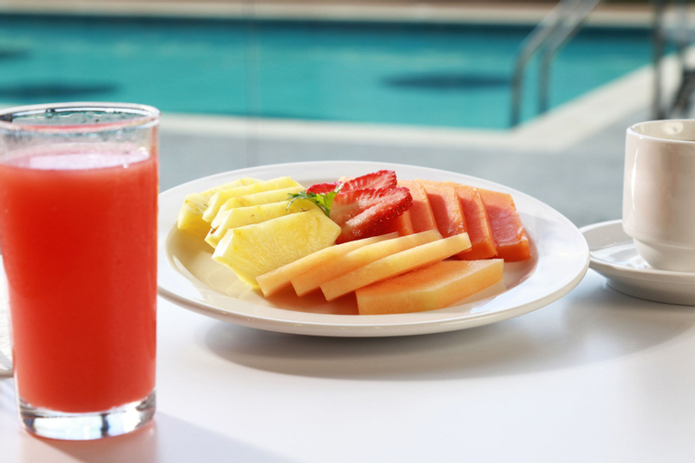 Food & Drinks 27