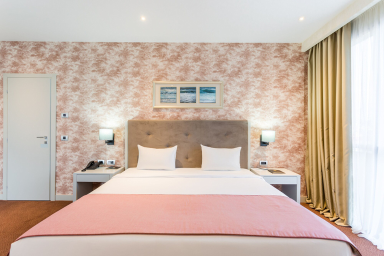 Bedroom 3, The Grand Gloria Hotel, Batumi