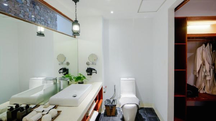 Bathroom 5, King Rock Residence, Siem Reap