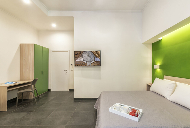 Bedroom 4, Neapolitan Breakfast, Napoli