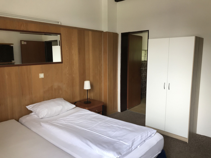 Bedroom 4, Hotel und Restaurant Alte Wache, Helmstedt
