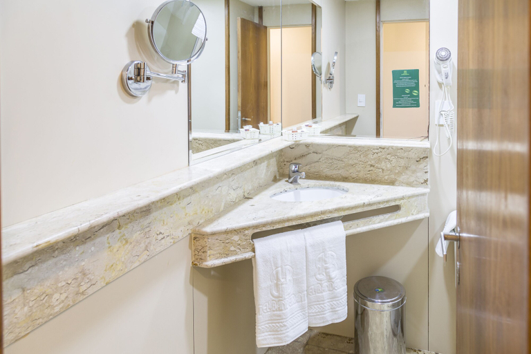Bathroom 4, Hotel Bandeirantes, Rio de Janeiro