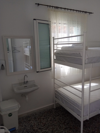 Bedroom 4, Grandma Vasiliki Rooms To Let, South Aegean