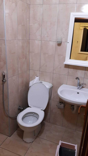 Bathroom 5, Sea Hotel, Arsin