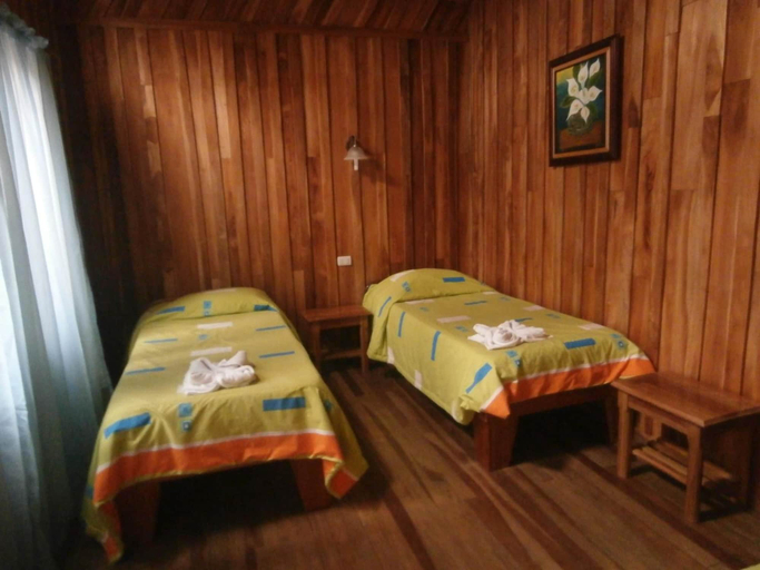 Bedroom 2, Hotel El Amanecer, Puntarenas