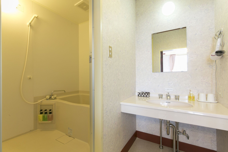 Bathroom 4, Rosen Heim HAKUBA, Hakuba
