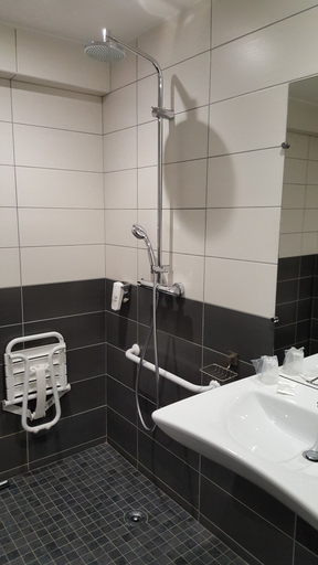 Bathroom 4, Naeco Le Pouldu - Hostel, Finistère