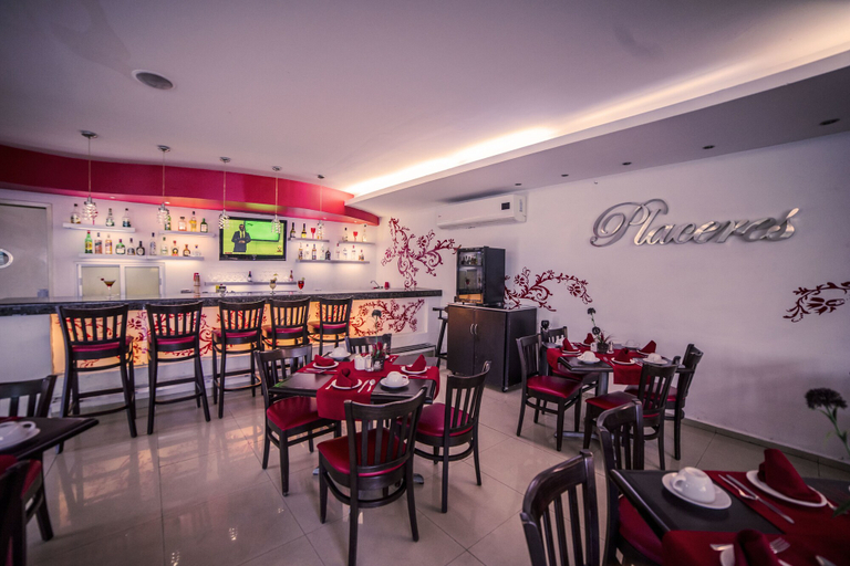Food & Drinks 5, Hotel Grand Marlon, Othón P. Blanco