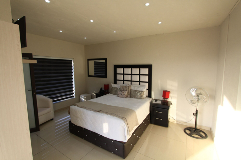 Bedroom 2, Naldorado Executive Villa, Ehlanzeni