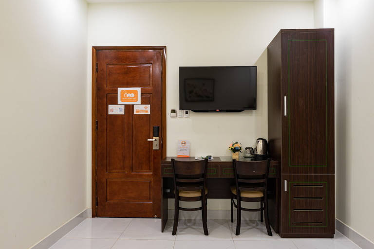 Others 3, A Villa Hotel, Tân Bình