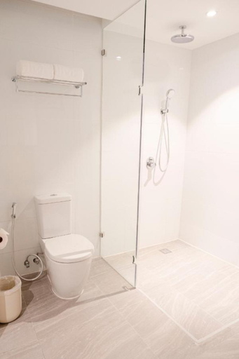 Bathroom 4, Lime Resort Manila, Pasay City